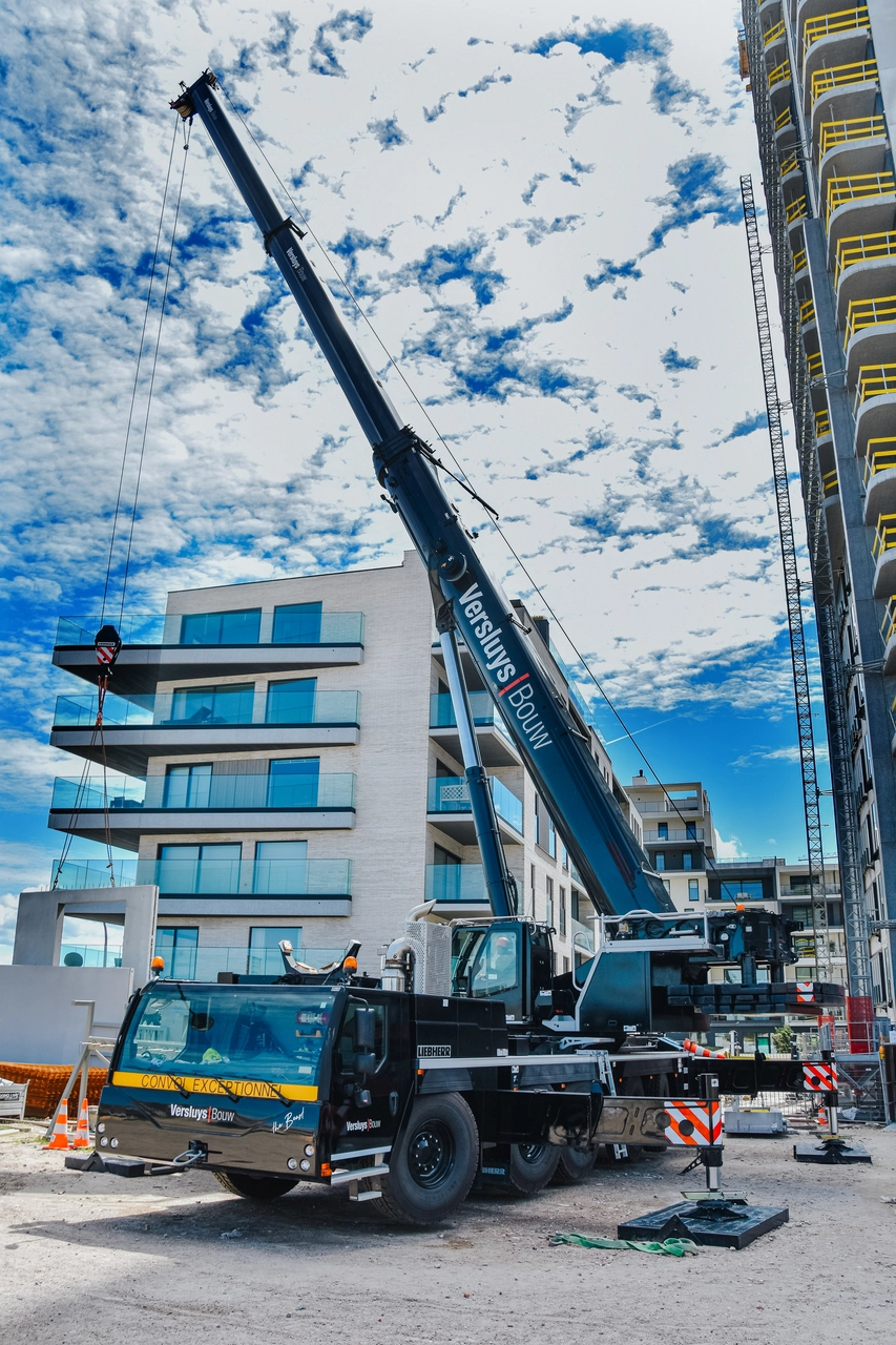 LTM 1170NX (LTM 1160-5.2) モバイルクレーン - Liebherr